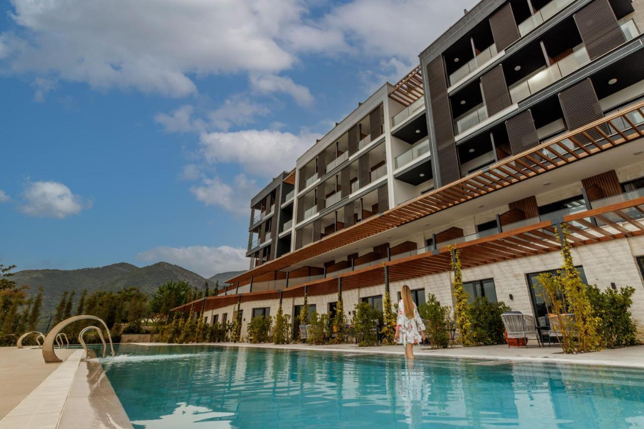 Montenegro Lodge Tivat Exterior foto